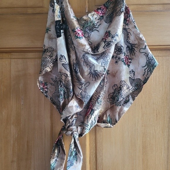 J for Justify Y2K Dragon Print Chained Neck Halter Top - Picture 6 of 7